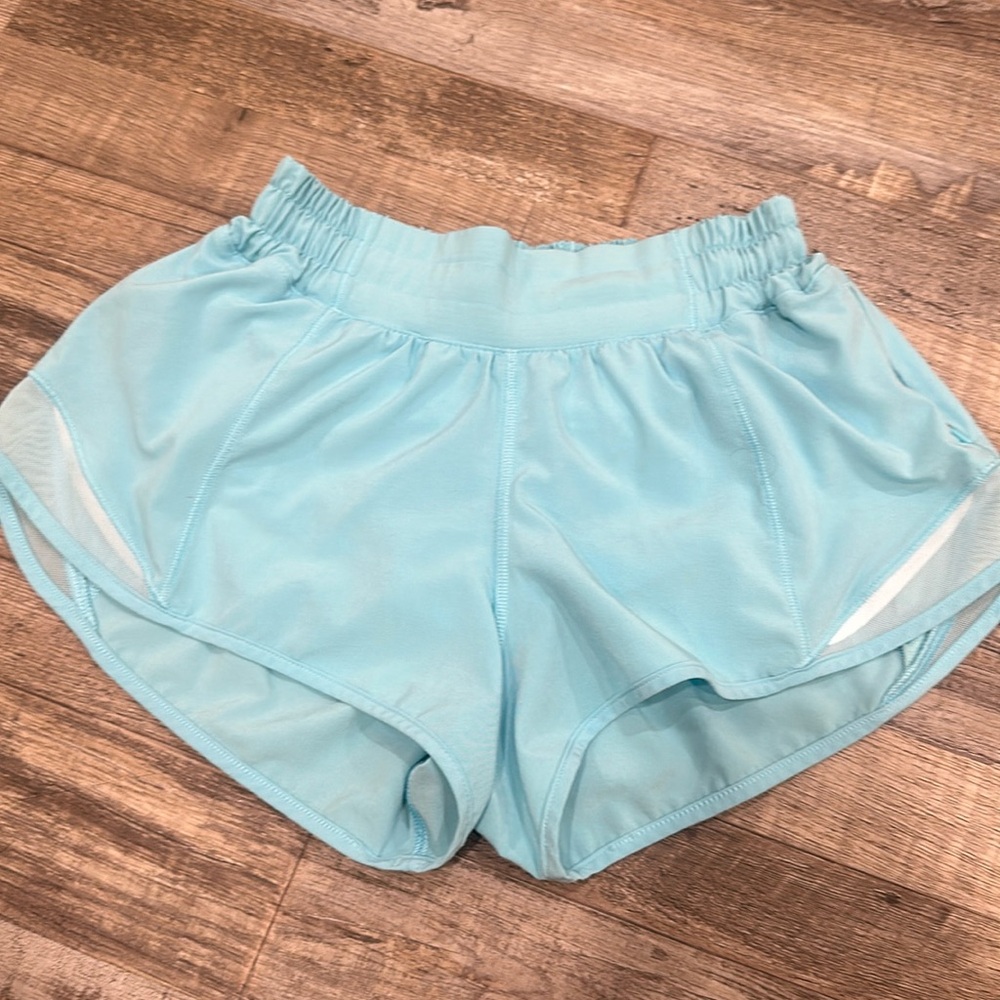 Lululemon  LR hotty hots! 2.5 inch, size 2, color BLUE